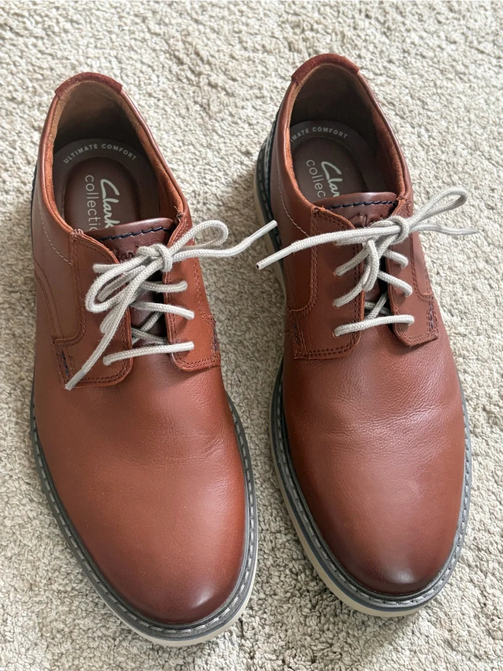 Clarks Men's Tan Leather Chukka Lace-Up Boots